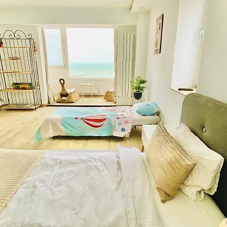 Sea View Apartmán Constanţa